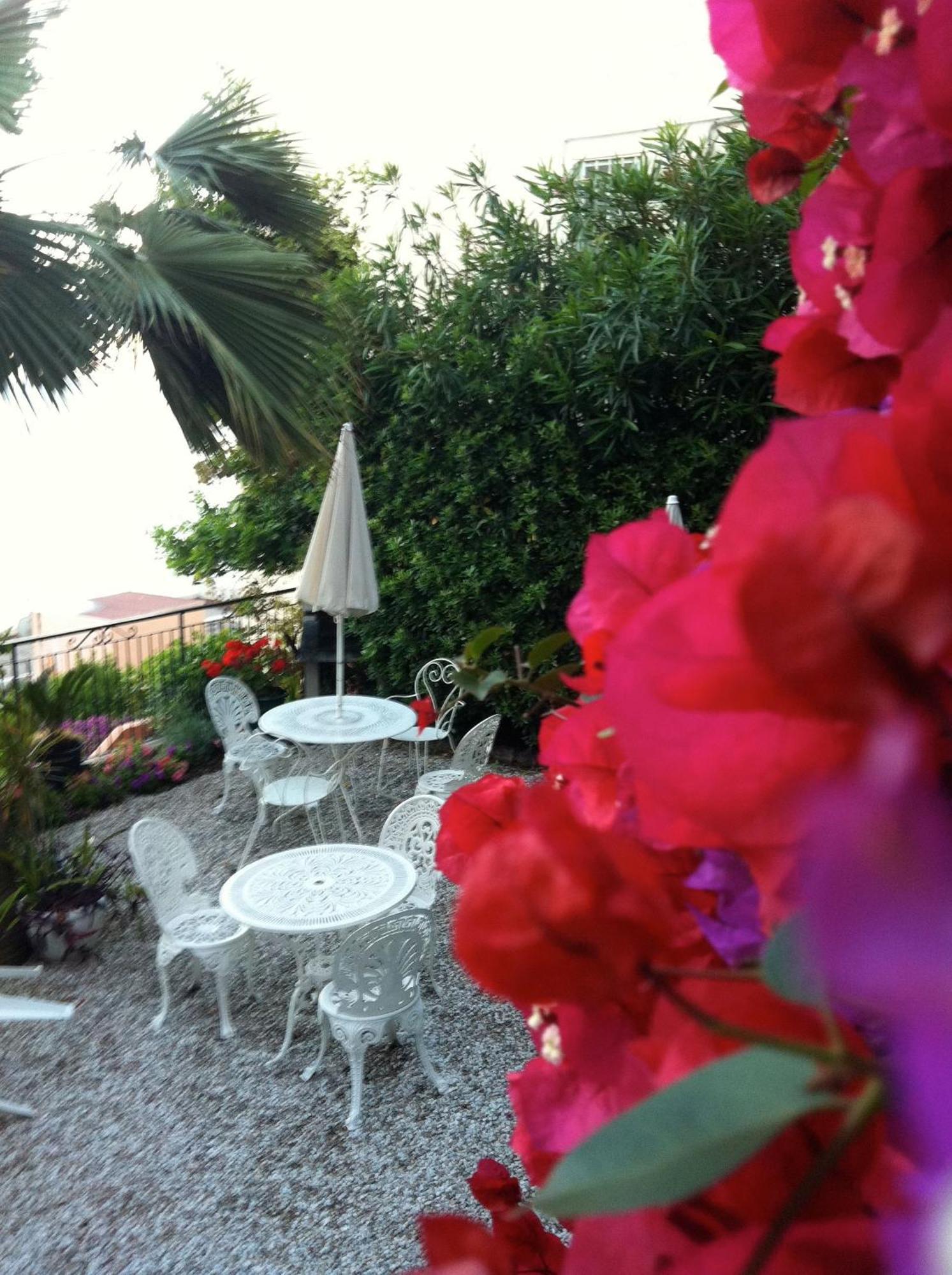 Hotel De Charme Regency Roquebrune-Cap-Martin Exteriör bild