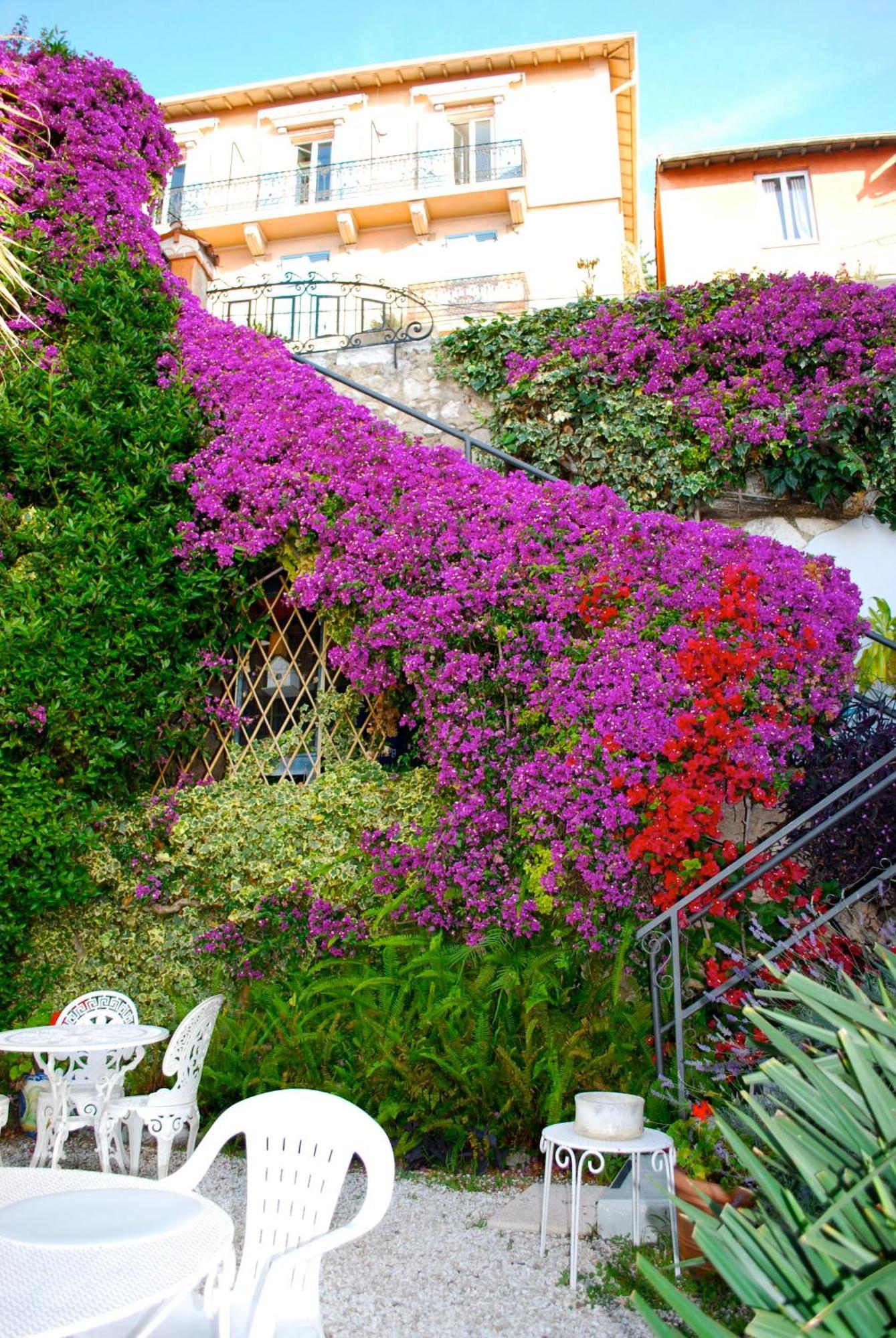 Hotel De Charme Regency Roquebrune-Cap-Martin Exteriör bild
