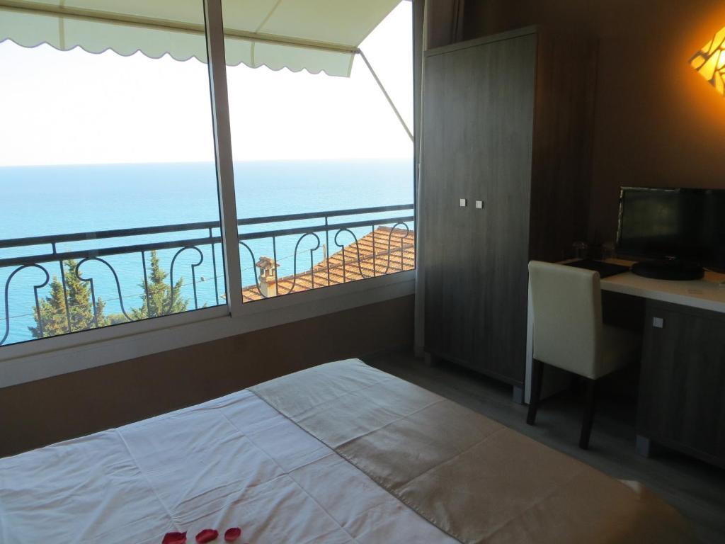 Hotel De Charme Regency Roquebrune-Cap-Martin Exteriör bild