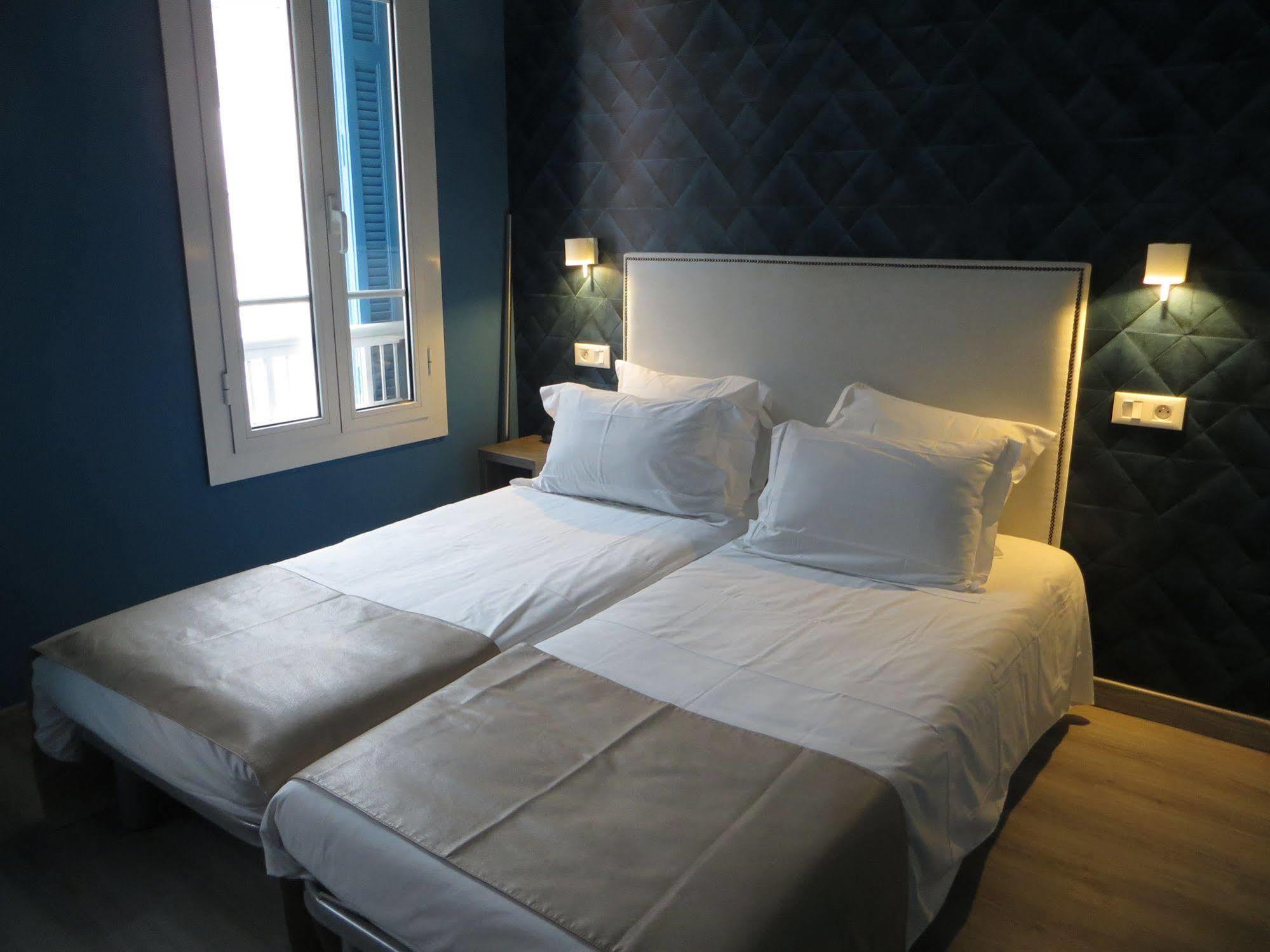 Hotel De Charme Regency Roquebrune-Cap-Martin Exteriör bild