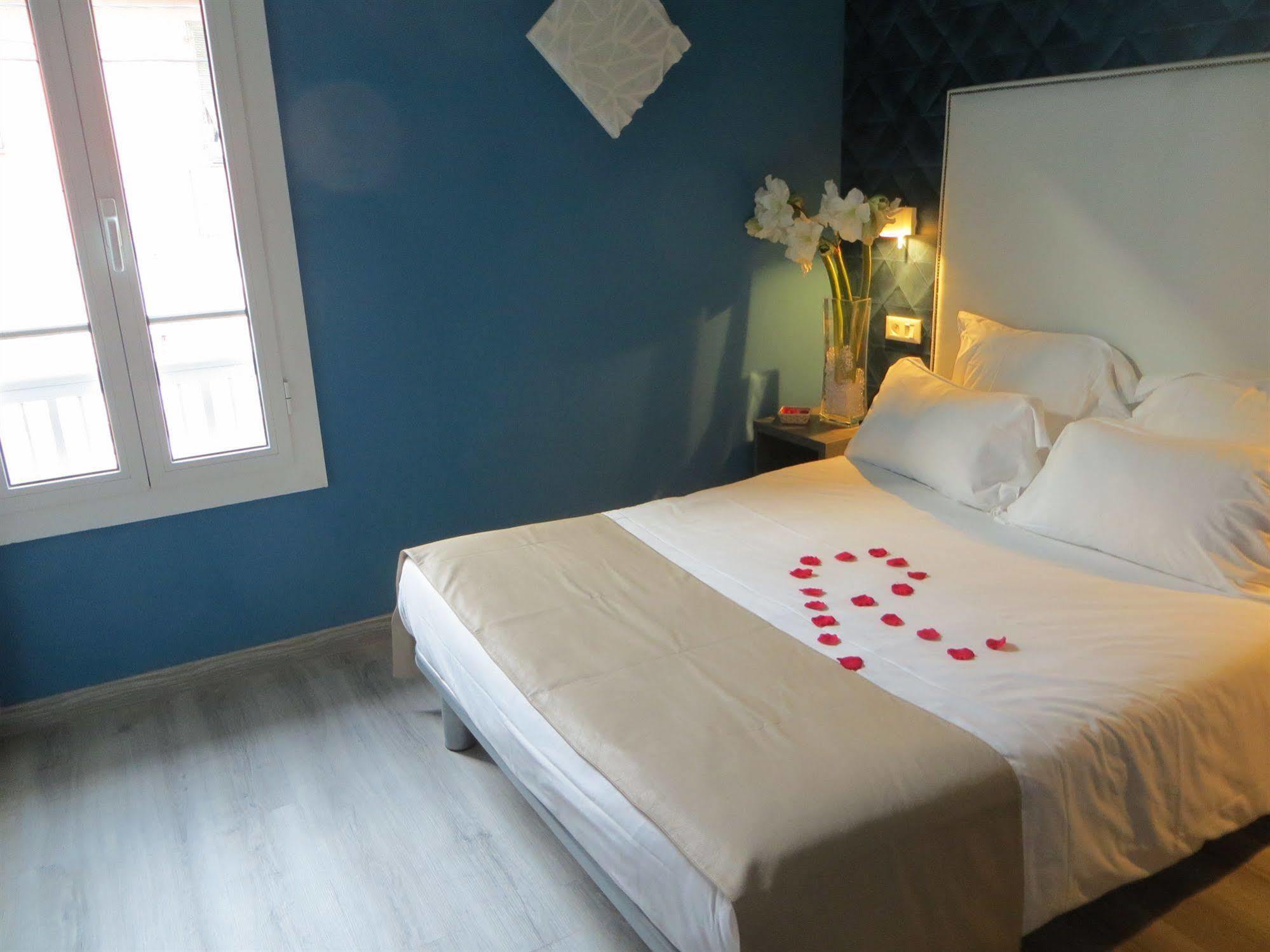 Hotel De Charme Regency Roquebrune-Cap-Martin Exteriör bild