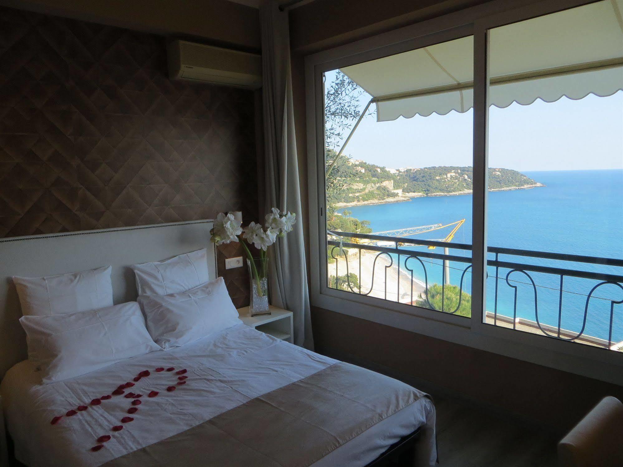 Hotel De Charme Regency Roquebrune-Cap-Martin Exteriör bild